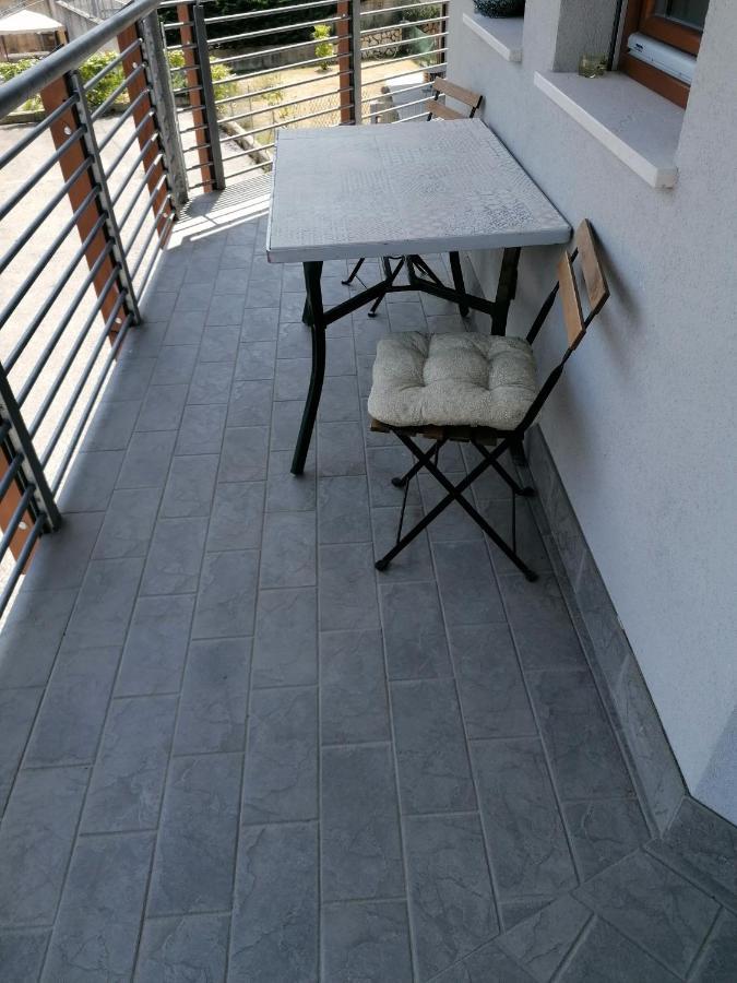 Ca' Dei Cigni Apartment Calceranica al Lago Bagian luar foto